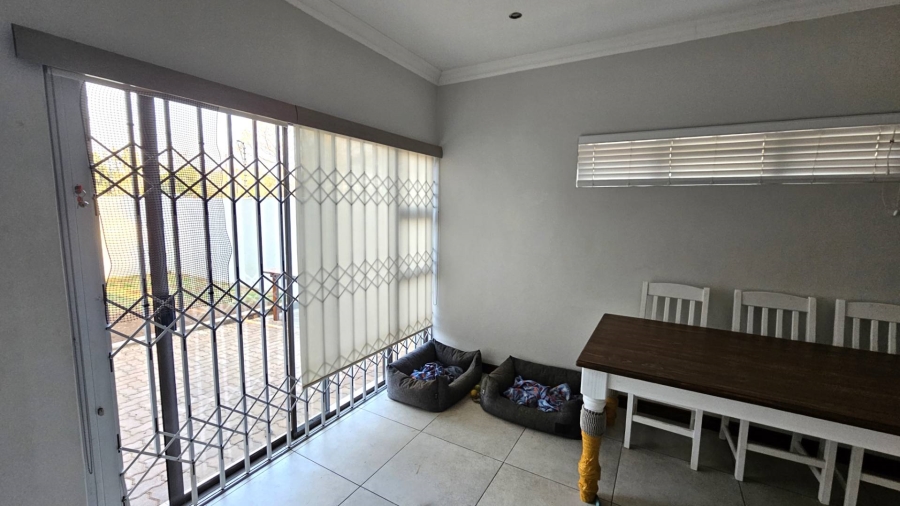 3 Bedroom Property for Sale in Melodie North West